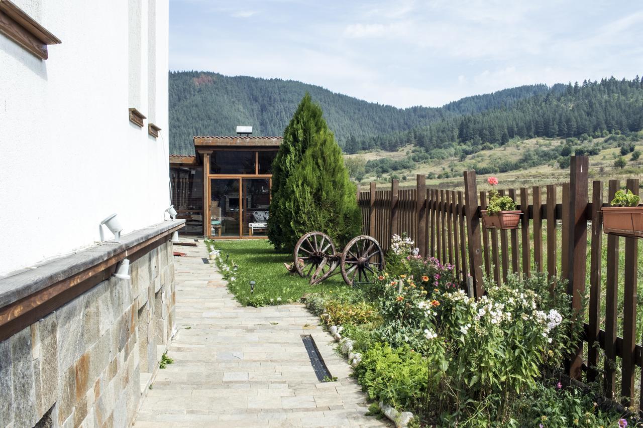 סמוקוב Boutique Hotel The White Pine מראה חיצוני תמונה